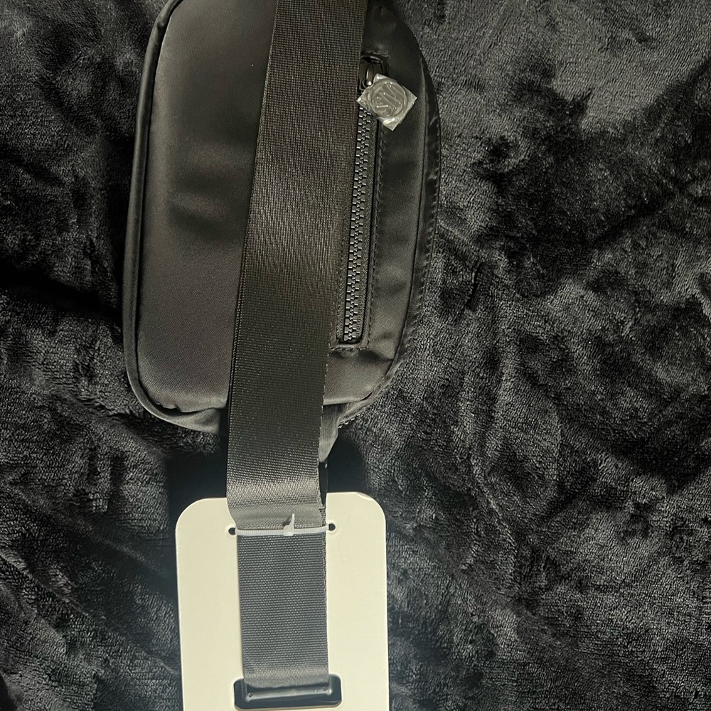 Black Men’s Crossbody Sling Bag - Minimal Everyday Carry